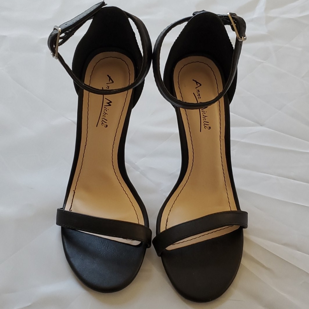 Anne Michelle heels NWOT